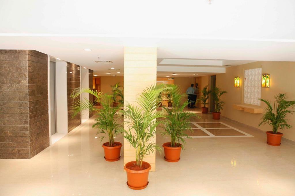 Lemon Tree Hotel Shimona Chennai Exterior photo